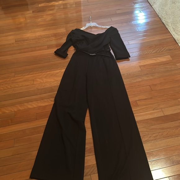 Black Halo Jackie O wide legged Jumpsuit - Picture 6 of 7